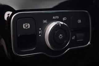 MERCEDES-BENZ CLA 200 usata, con Sistema di navigazione