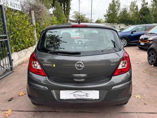 OPEL Corsa usata, con Autoradio