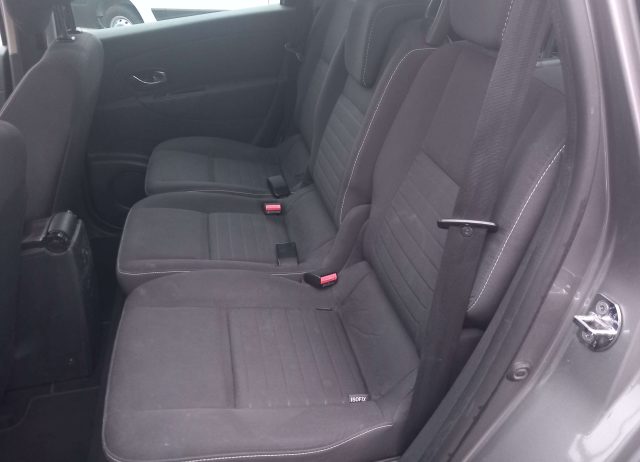 RENAULT Scenic usata, con Alzacristalli elettrici