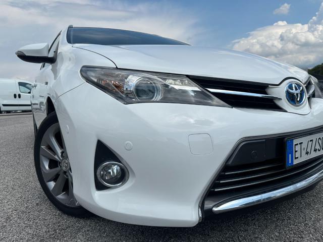 TOYOTA Auris usata 4