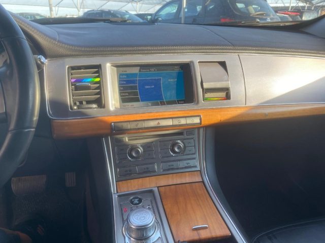 JAGUAR XF usata, con Cerchi in lega