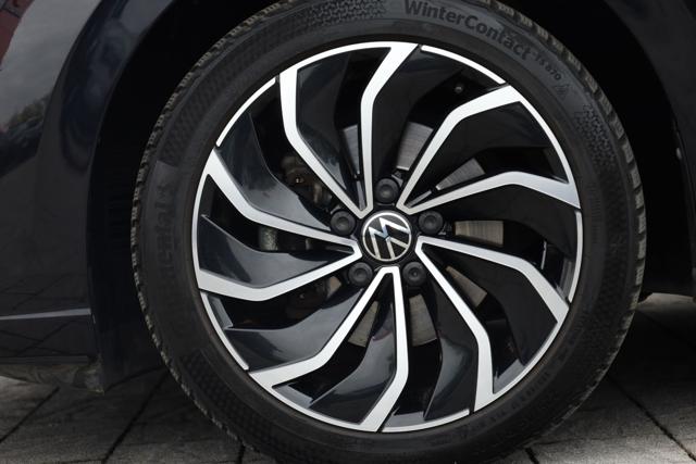 VOLKSWAGEN Golf usata, con Chiamata automatica per emergenze