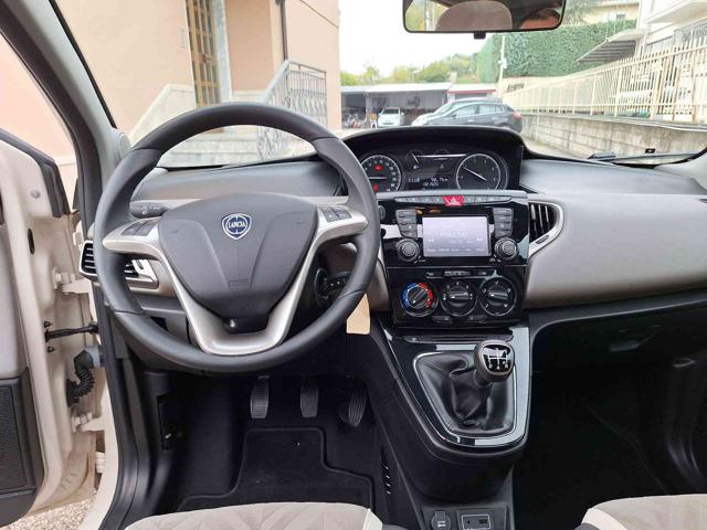 LANCIA Ypsilon usata, con Airbag testa