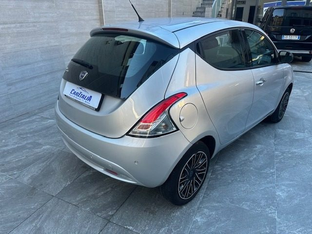 LANCIA Ypsilon usata, con Chiusura centralizzata