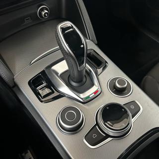 ALFA ROMEO Stelvio usata, con Luci diurne LED