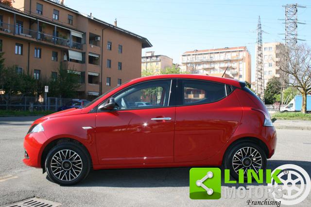 LANCIA Ypsilon usata, con Servosterzo