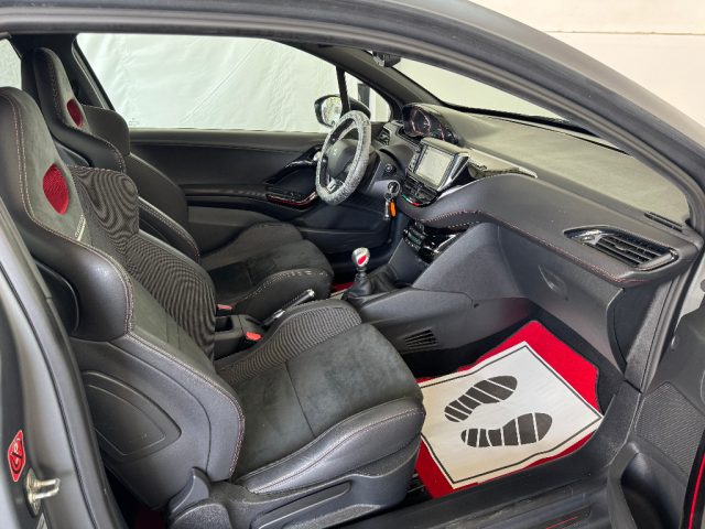 PEUGEOT 208 usata, con Sensori di parcheggio posteriori