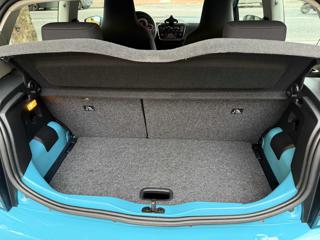 VOLKSWAGEN up! usata, con Fendinebbia