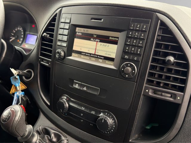 MERCEDES-BENZ Vito usata 10