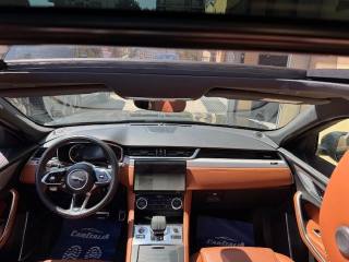 JAGUAR F-Pace usata, con Boardcomputer