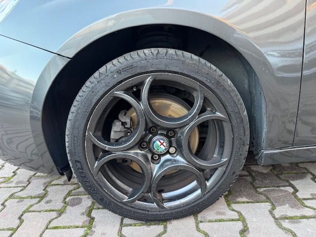 ALFA ROMEO Giulietta usata, con Autoradio