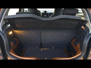 VOLKSWAGEN up! usata, con Isofix