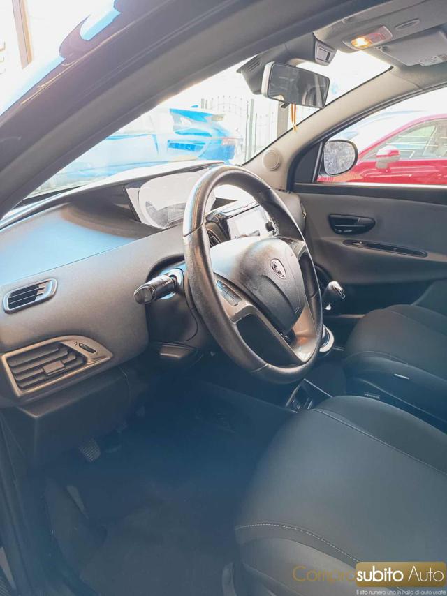 LANCIA Ypsilon usata 24