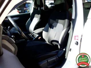 NISSAN Qashqai usata, con Controllo automatico clima