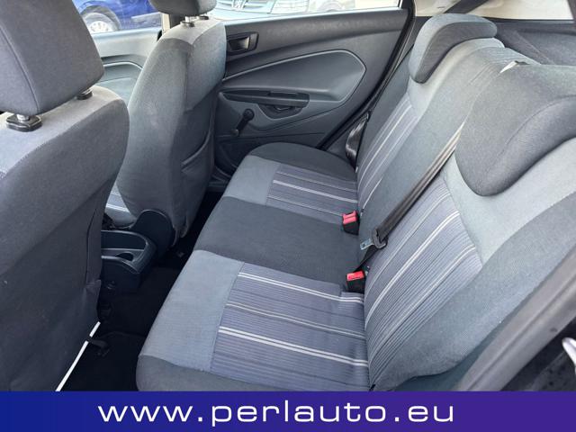 FORD Fiesta usata, con Lettore CD
