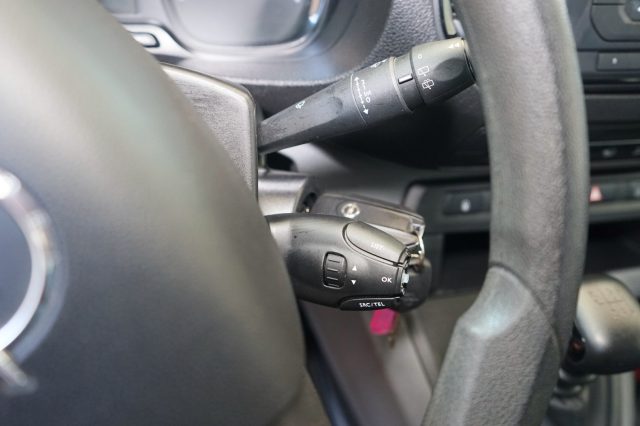 OPEL Vivaro usata 26