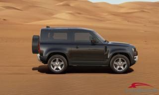 LAND ROVER Defender usata 1