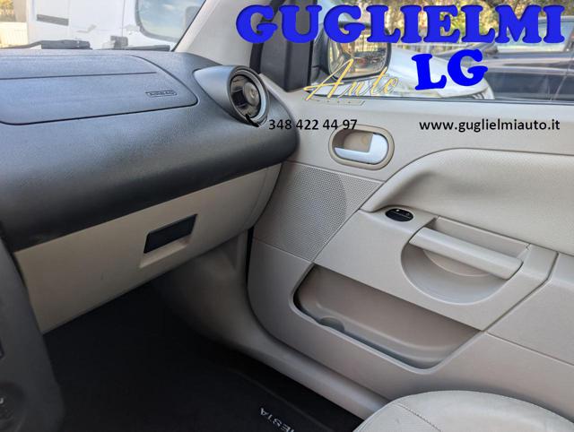 FORD Fiesta usata, con Autoradio digitale
