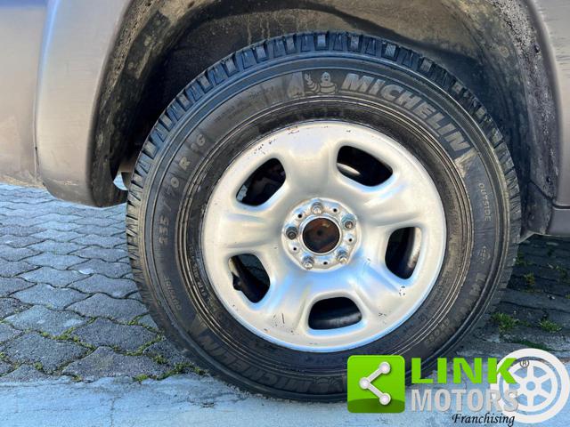 JEEP Cherokee usata, con Servosterzo