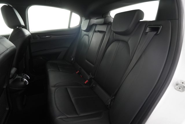 ALFA ROMEO Stelvio usata 3