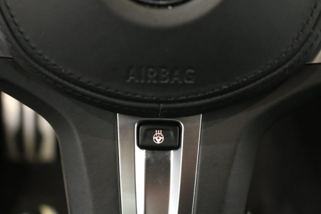 BMW 320 usata, con Telecamera per parcheggio assistito