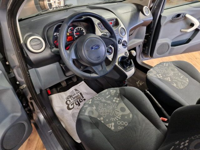 FORD Ka+ usata, con Specchietti laterali elettrici
