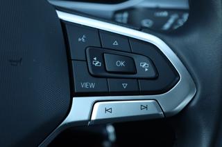 VOLKSWAGEN T-Roc usata, con Volante in pelle