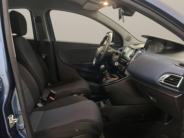LANCIA Ypsilon usata, con ESP