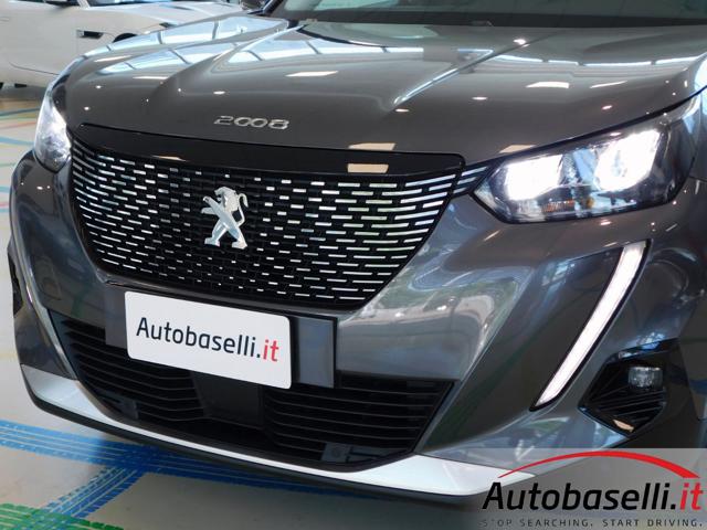 PEUGEOT 2008 usata, con Sensori di parcheggio posteriori