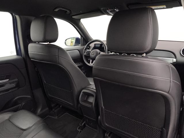 MERCEDES-BENZ GLB 180 usata, con Leve al volante