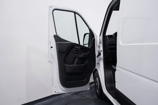 RENAULT Master usata, con Climatizzatore