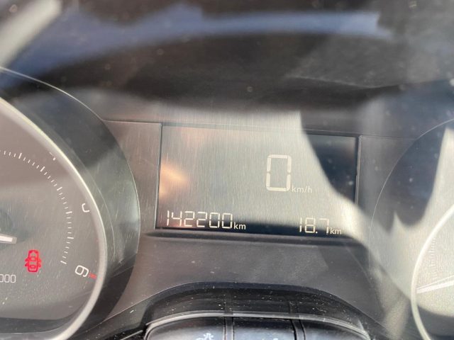 PEUGEOT 208 usata, con Cruise Control