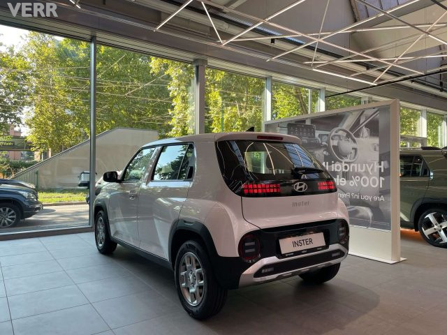 HYUNDAI INSTER usata, con Boardcomputer