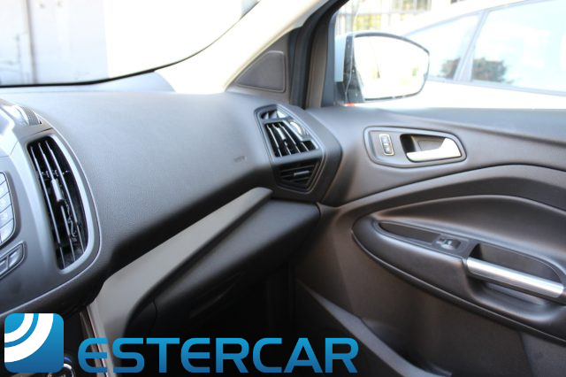 FORD Kuga usata, con Lettore CD