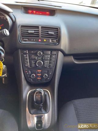 OPEL Meriva usata, con Servosterzo
