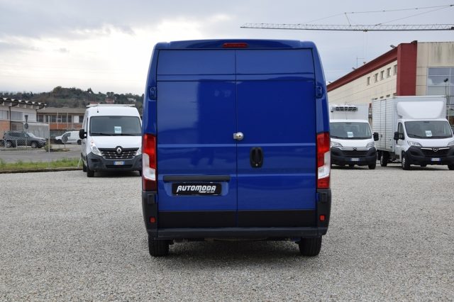 PEUGEOT Boxer usata, con Climatizzatore