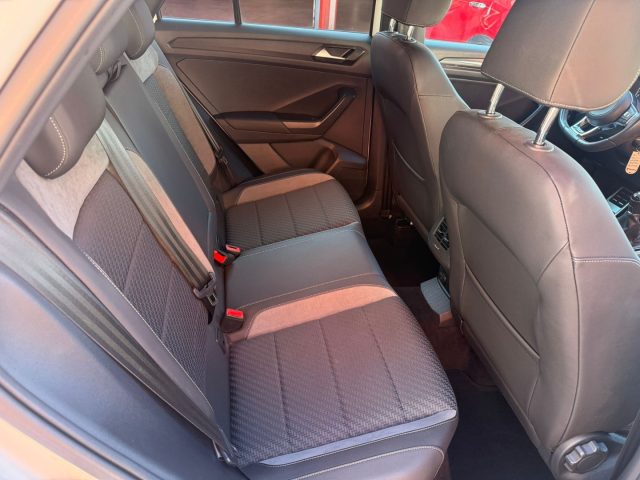 VOLKSWAGEN T-Roc usata, con Fendinebbia