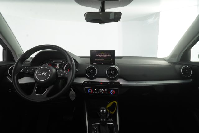 AUDI Q2 usata 11
