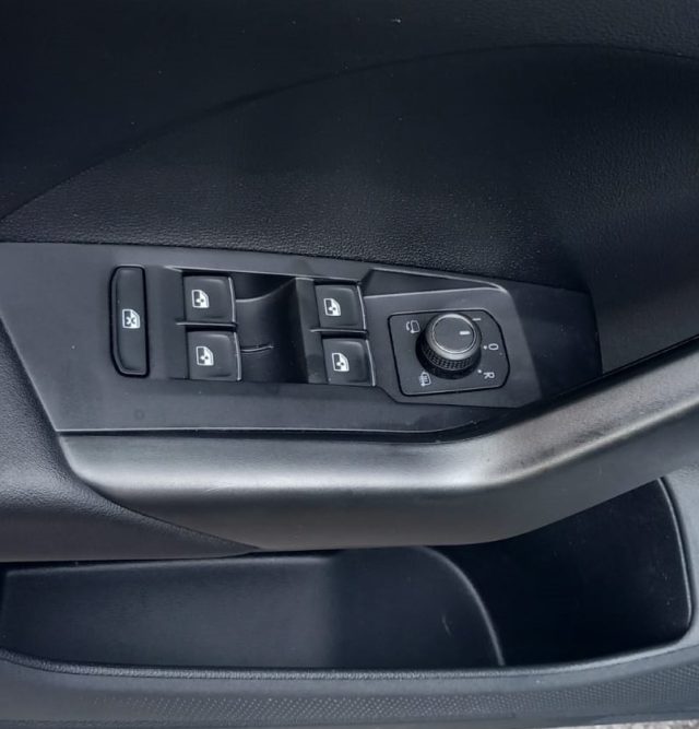 VOLKSWAGEN T-Cross usata, con Cerchi in lega
