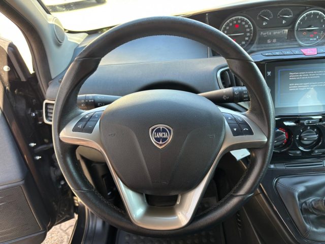 LANCIA Ypsilon usata, con Airbag
