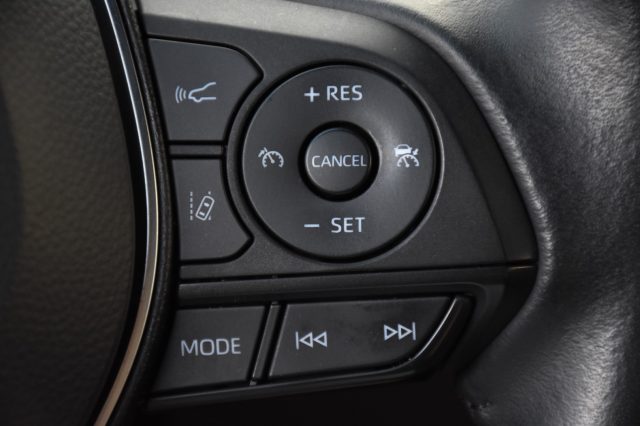 TOYOTA Corolla usata, con USB