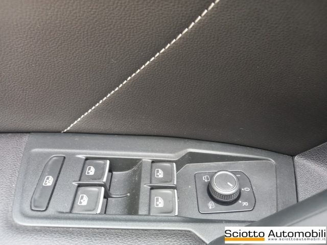 VOLKSWAGEN Tiguan usata, con Fendinebbia