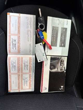 DS AUTOMOBILES DS 3 usata, con Bracciolo