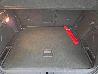 PEUGEOT 3008 usata, con Airbag