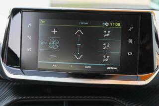 PEUGEOT 208 usata, con Volante in pelle
