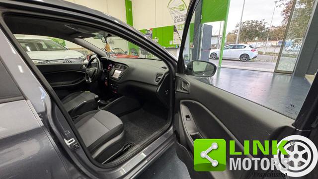 HYUNDAI i20 usata, con ESP