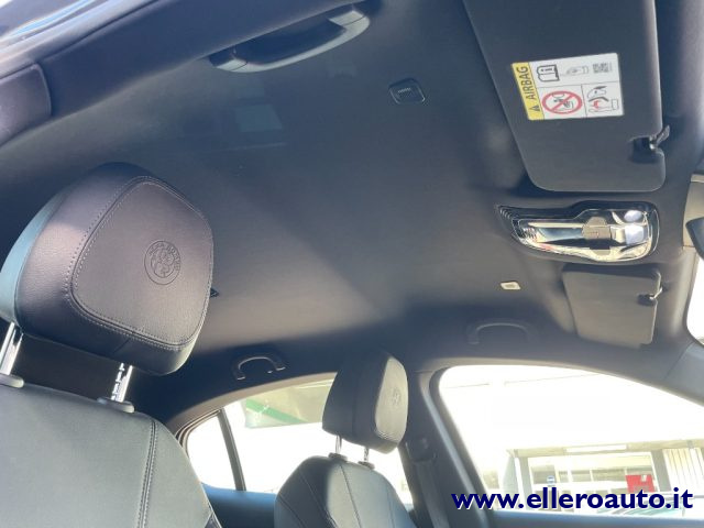 ALFA ROMEO Stelvio usata, con Sedili sportivi