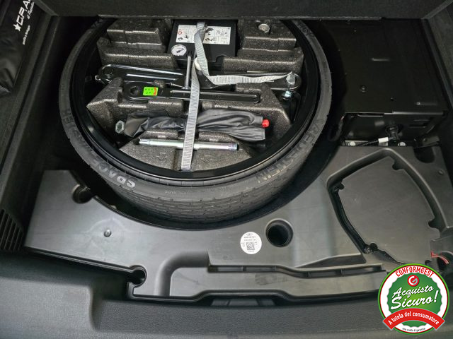 AUDI Q8 usata, con Isofix