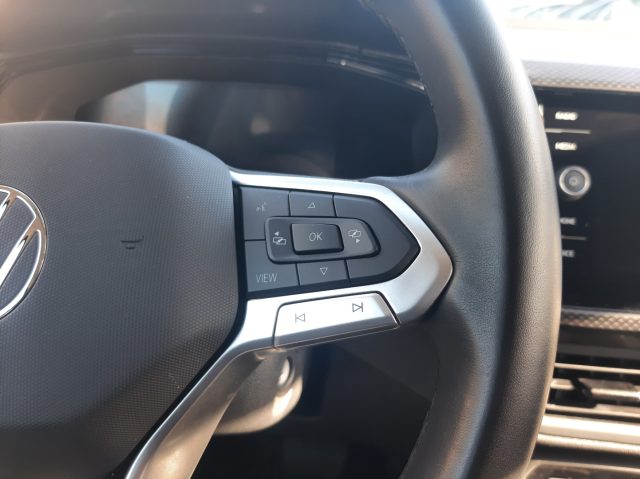 VOLKSWAGEN T-Cross usata, con USB