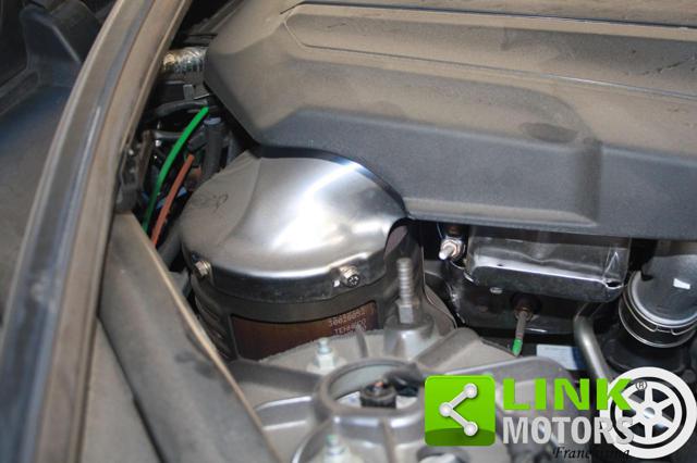 LAND ROVER Range Rover Velar usata, con Adaptive Cruise Control